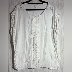 Kut from the Kloth White Blouse with Embroidered Details